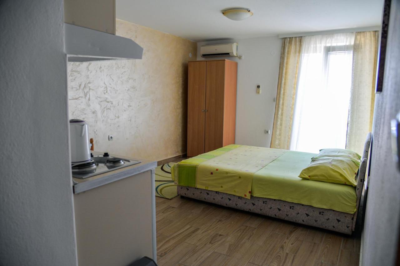 Guest House Ivana Tivat Luaran gambar