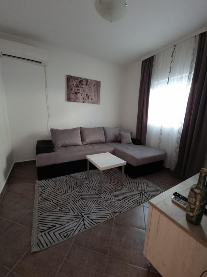 Guest House Ivana Tivat Luaran gambar