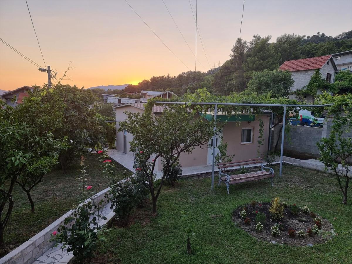 Guest House Ivana Tivat Luaran gambar