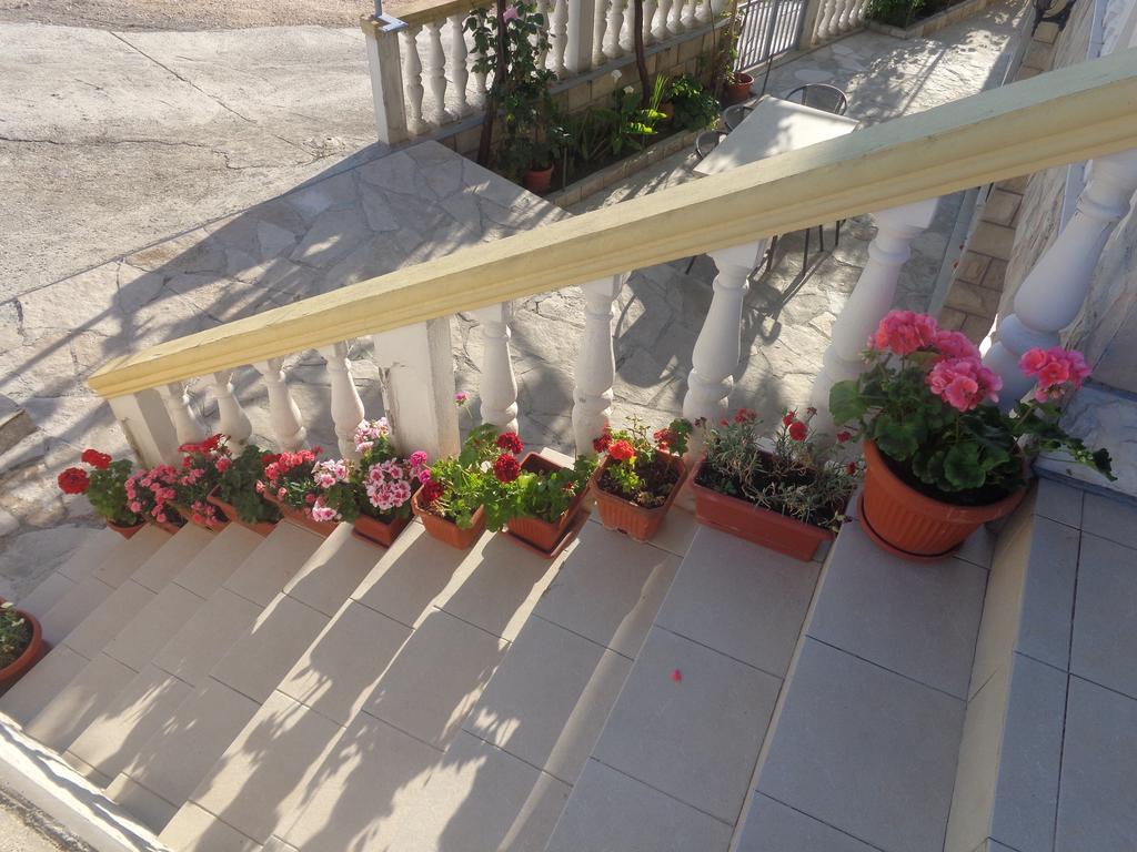 Guest House Ivana Tivat Luaran gambar