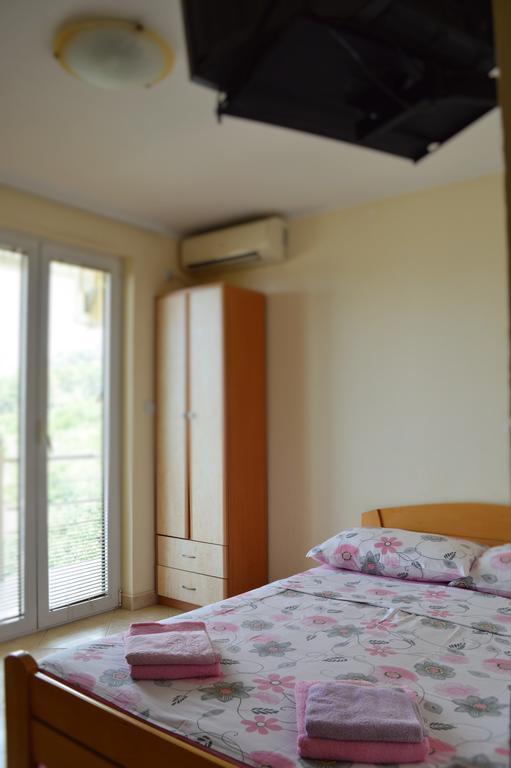 Guest House Ivana Tivat Luaran gambar
